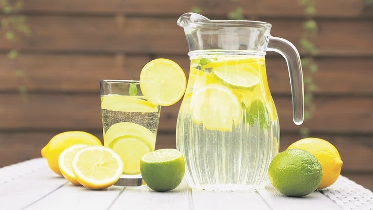 مصرف آب لیمو با معده خالی چه فوایدی دارد؟