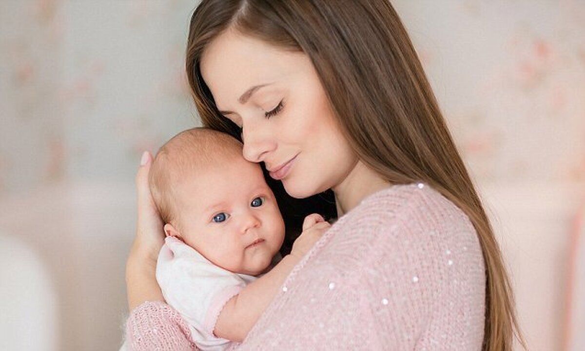 فرآیند IVF چند مرحله‌ای است؟ به چه دلیلی انجام میشود؟