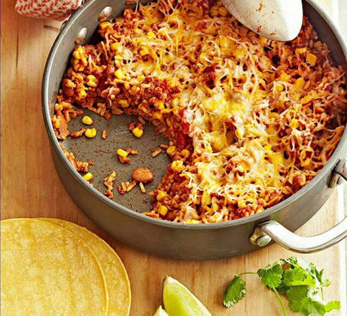 طرز پخت یک غذای مکزیکی تند برای 6 نفر