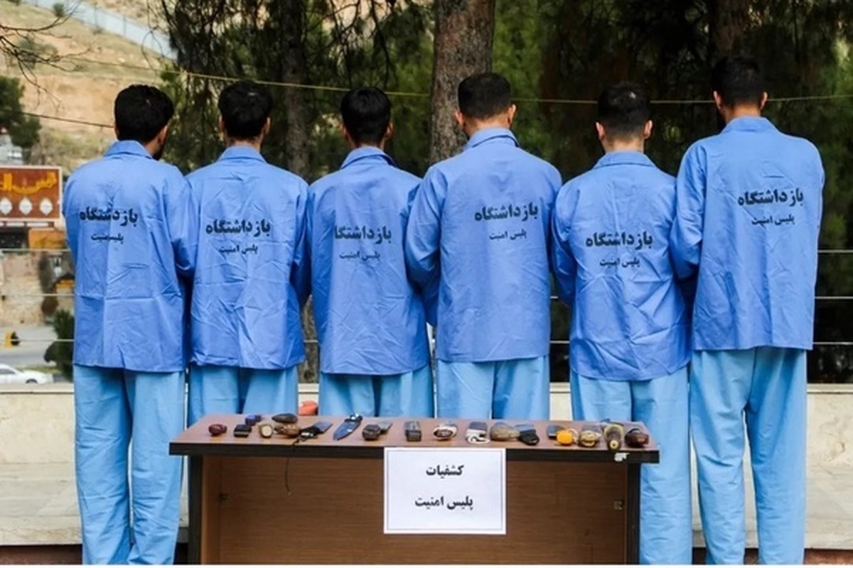 انهدام ۵۲ باند تهیه و توزیع مواد مخدر در استان فارس