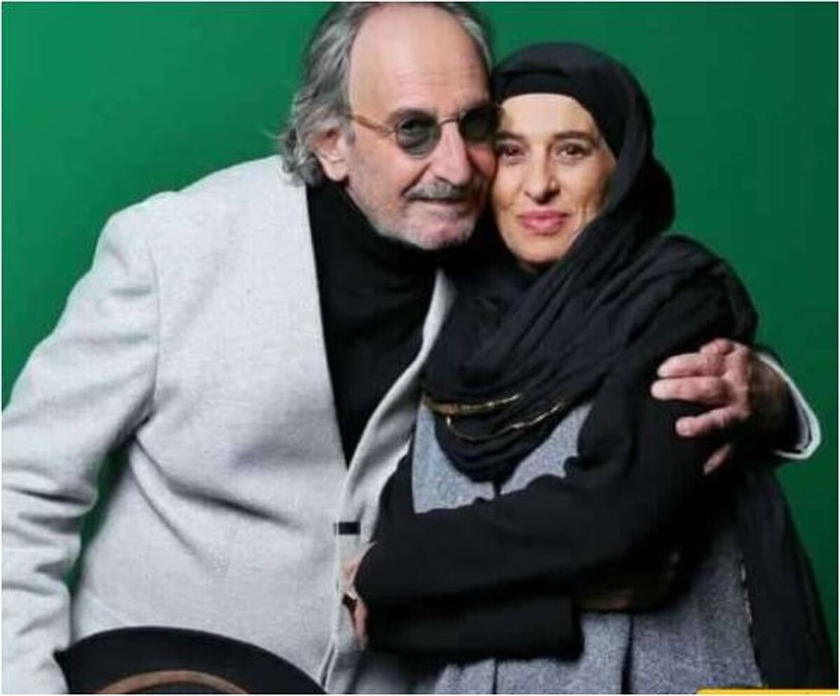 شام دونفره و عاشقانه فرهاد آئیش و همسر جوانش در یک رستوران دنج و سر سبز/صفا باشه!