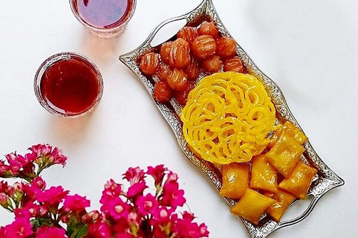 با نزدیک شدن به ماه رمضان خودتون زولبیا و بامیه درست کنید+مواد لازم