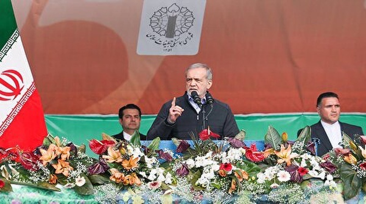 تقدیر ولایتی از سخنان پزشکیان در ۲۲ بهمن
