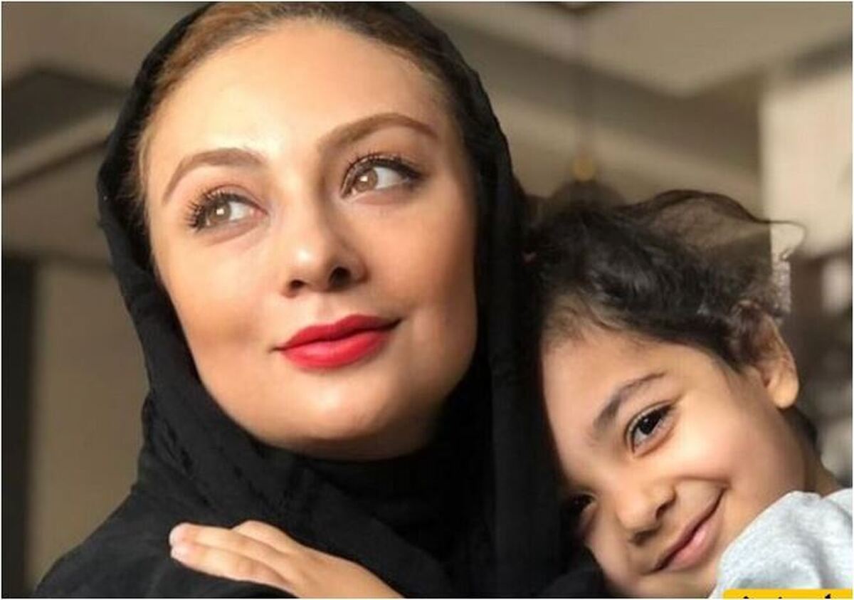 تصاویر دیدنی از دونفره‌های بازیگران معروف ایرانی کنار دخترهایشان در جشن شب یلدای مدرسه