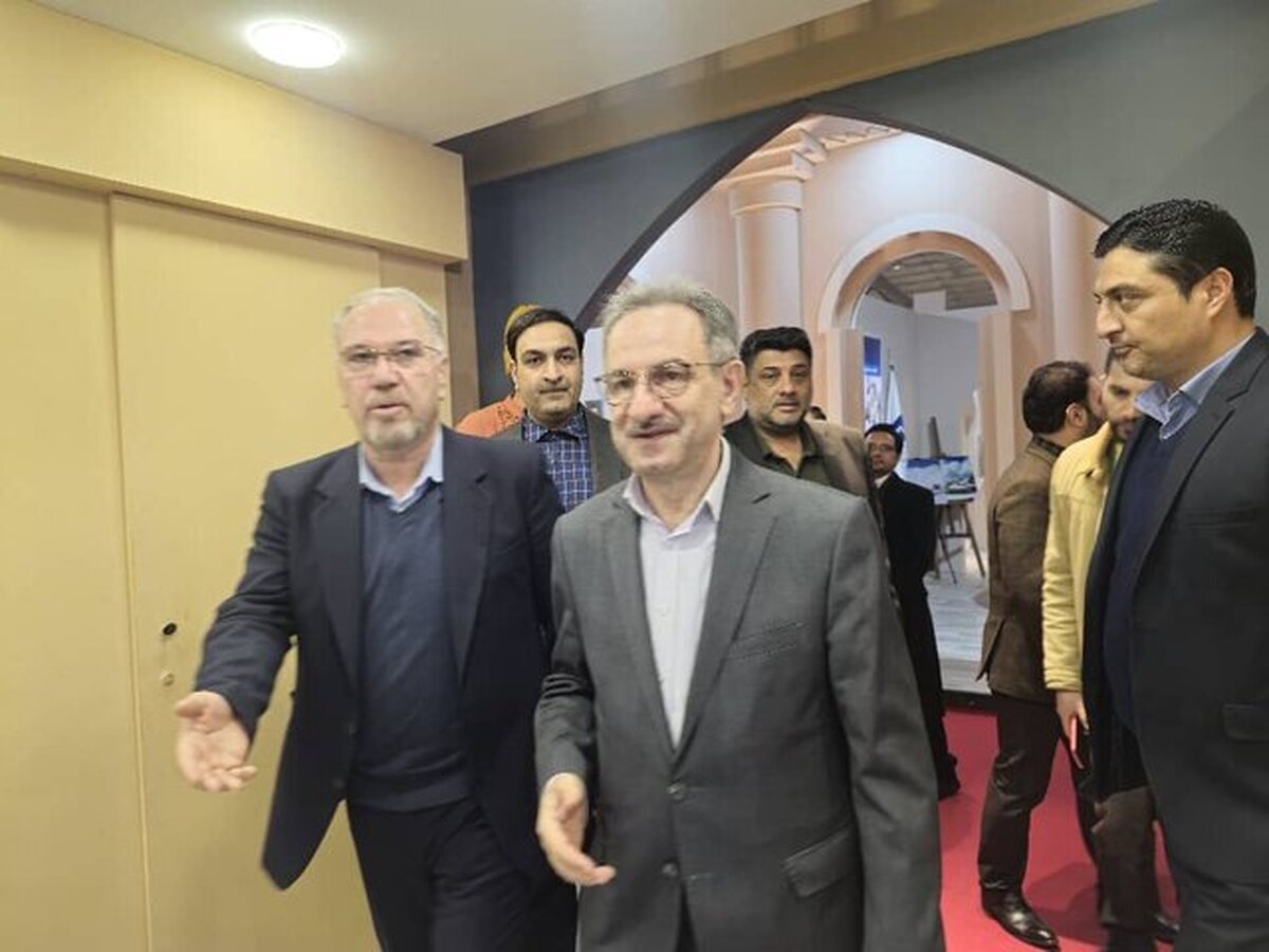 معاون وزیر میراث‌فرهنگی بر توسعه همکاری‌های بین‌بخشی برای ارتقاء صنعت گردشگری تأکید کرد