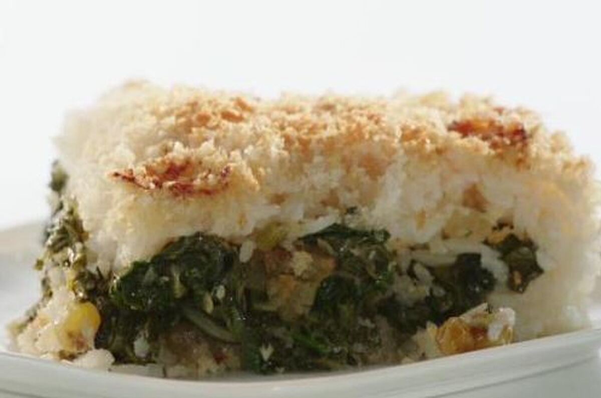 طرز پخت کیک پنیری برنج با سبزیجات و رازیانه در کمتر از یک ساعت