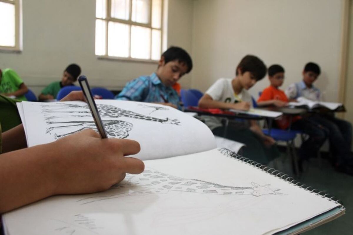 بالا بودن تعداد و حجم کلاس‌های یادگیری کودکان چه تاثیری بر خلق و خوی آنها وارد می‌کند؟