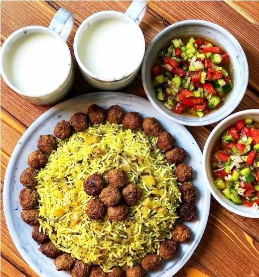 سبک و سیاق‌های متفاوت برای پخت کلم پلو/ از نسخه اصیل شیرازی تا مدل تهرانی