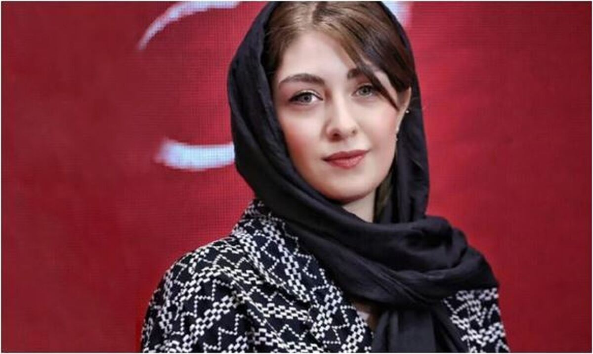 عکس دونفره و دیدنی از زوج تو دل بروی گردن زنی در یک نمایشگاه/خانم بازیگر چه تیپی هم زده!