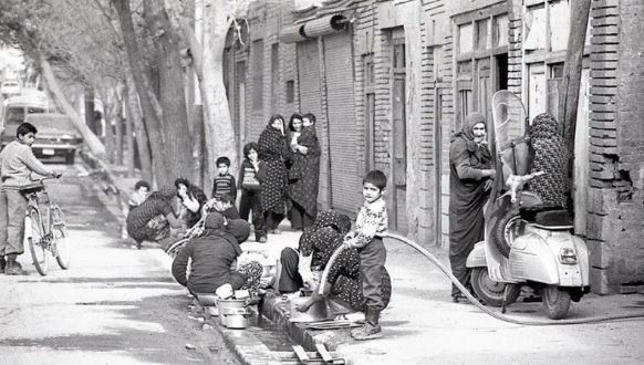 بازار عبدل آباد بهترین گزینه برای خرید لباس‌های عید