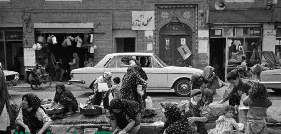 بازار عبدل آباد بهترین گزینه برای خرید لباس‌های عید