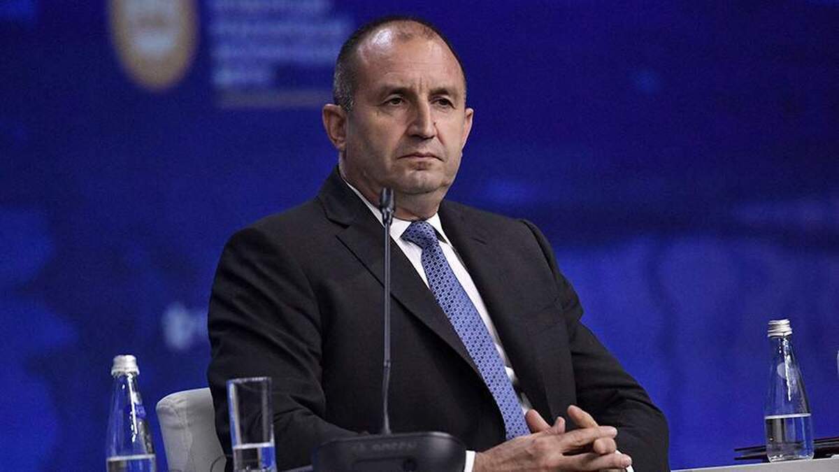 رئیس جمهور بلغارستان خواستار حل بحران اوکراین از طریق دیپلماسی شد