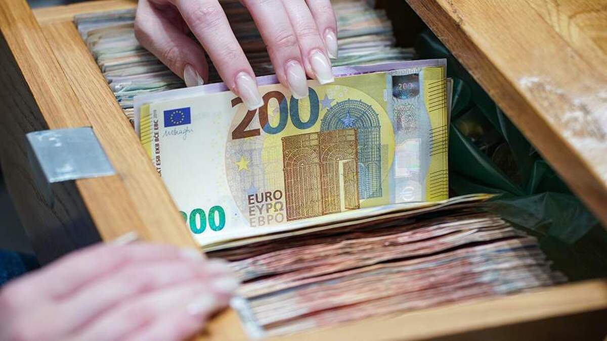 سفیر روسیه در مورد حمایت آلبانی از اوکراین صحبت کرد