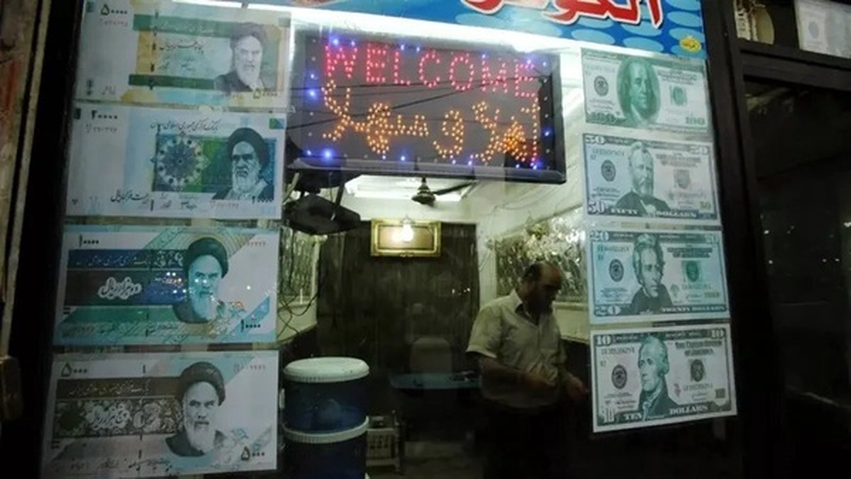 خزانه‌داری آمریکا و منع مبادلات دلاری برای ۵ بانک عراقی