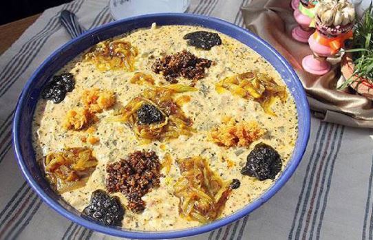 «آش شوربای زیره» با یک روش طبخ ویژه و سنتی/کرمانی‌ها عاشق این آش هستند!