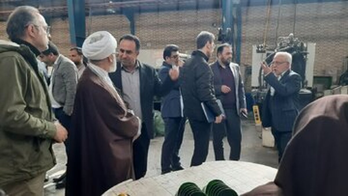 با حضور بازرس کل استان سمنان مشکل ۳۰ واحد تولیدی و صنعتی استان رفع شد