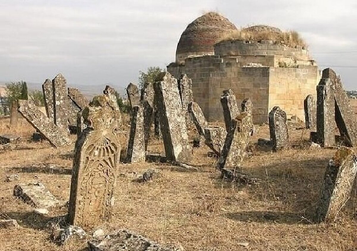 گورستان جن‌ها، مکانی با قدمت دو هزار سال که رفتن به آنجا دل شیر می‌خواهد!