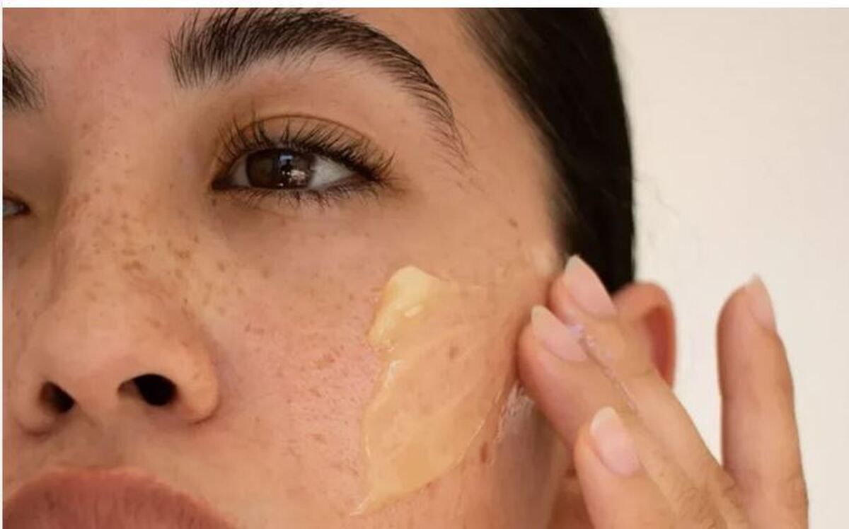 راهنمای انتخاب بهترین پاک‌کننده آرایش مخصوص صورت خودتان