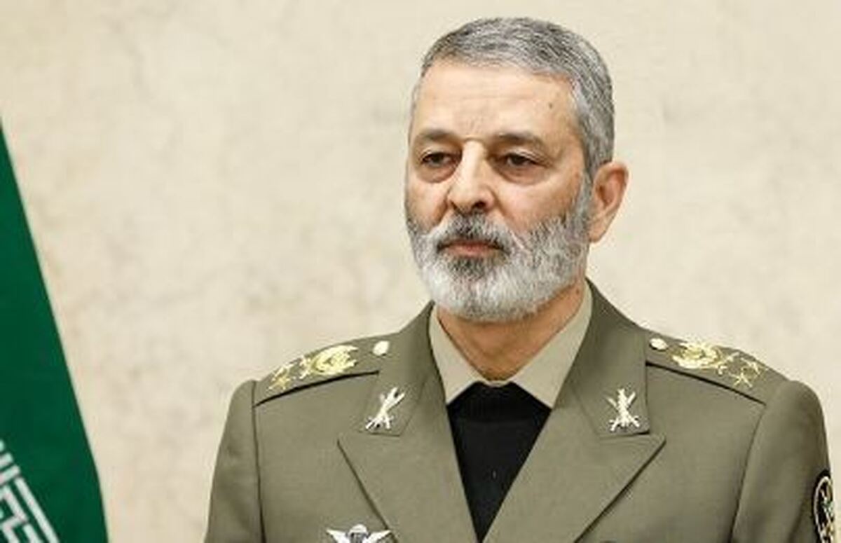 فرمانده ارتش:طرح‌های عملیاتی برای مقابله با دشمنان به‌روز شد