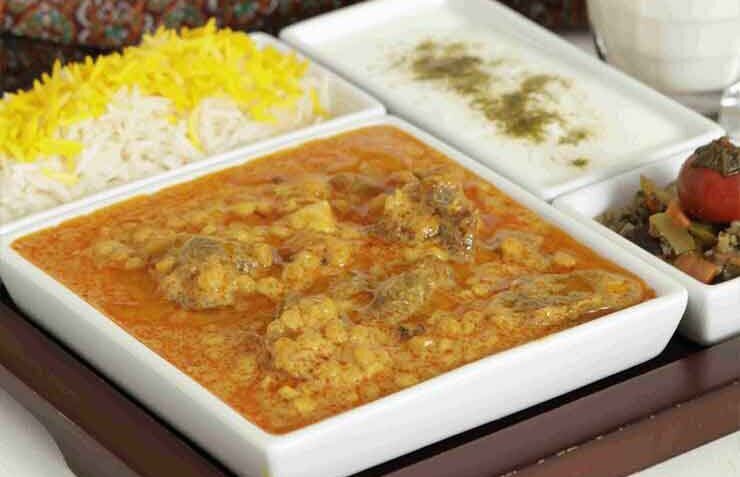 خورش دوغ پای اصیل‌ترین غذای زاهدان با عطر و طعم بهشتی