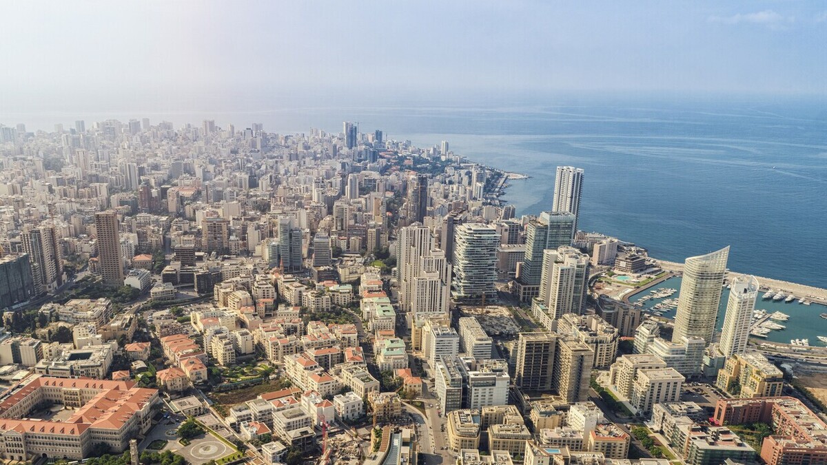 میلیاردر اماراتی قصد خود را برای سرمایه گذاری در لبنان پس از تشکیل دولت اعلام کرد