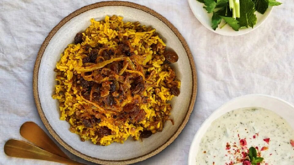 به جای گوشت در عدس پلو از این مواد غذایی‌ها استفاده کنید