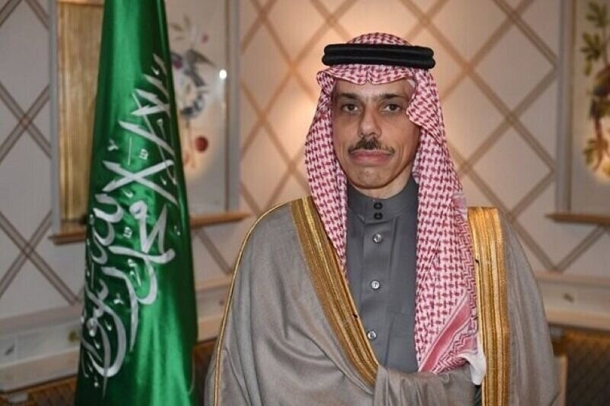 طلسم ۱۵ ساله با سفر وزیر امور خارجه عربستان به بیروت شکسته شد