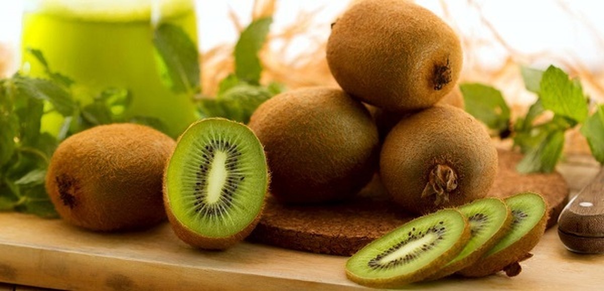 برای تامین ویتامین C از چه میوه‌هایی کمک بگیریم؟