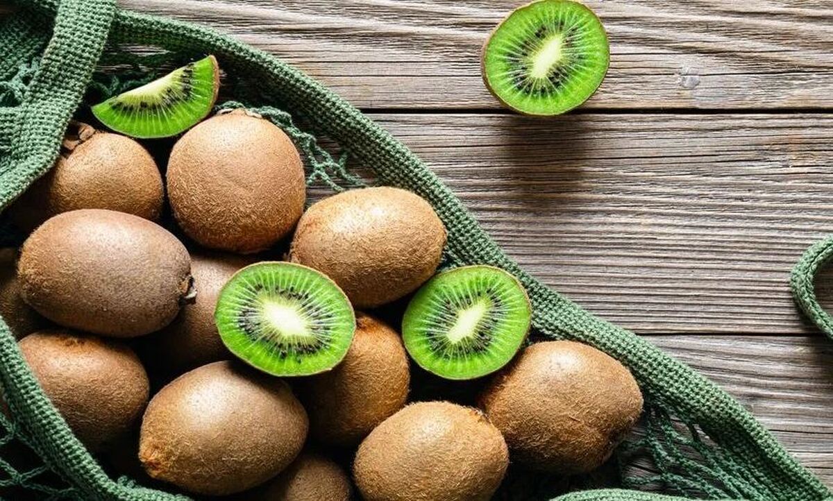 میوه سبز رنگ کیوی معجزه‌ای برای کبد چرب