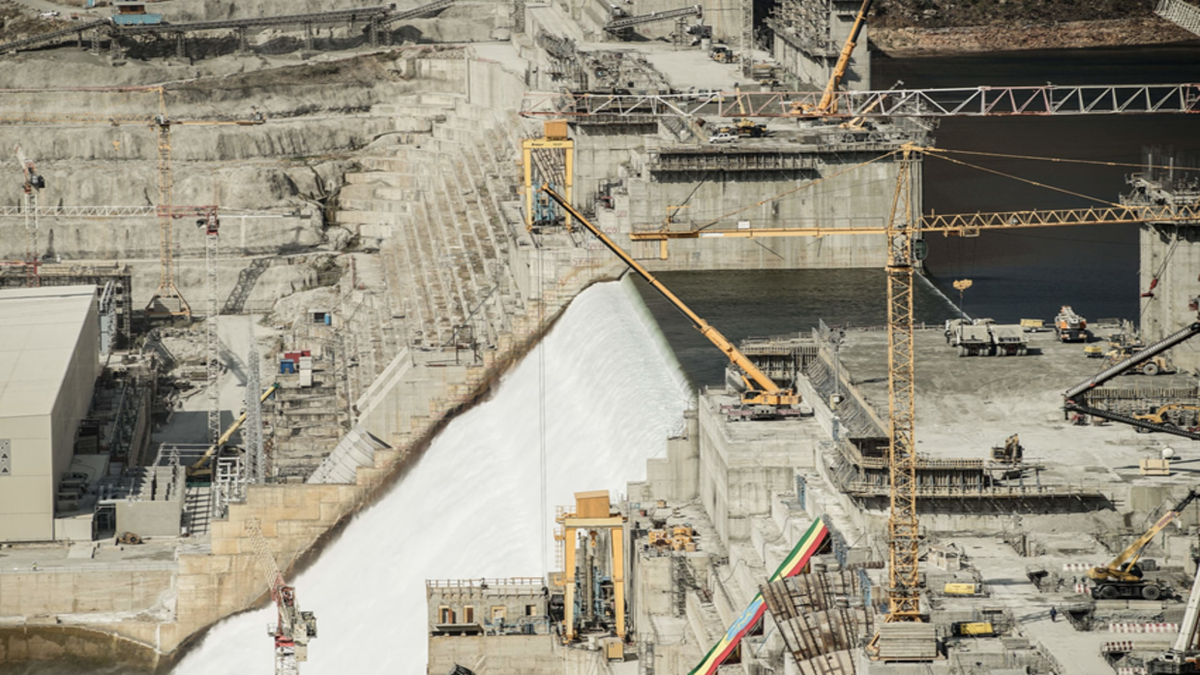 یک کارشناس مصری تعجب می‌کند| موجودی سد رنسانس ثابت است، پس تولید برق کجاست؟