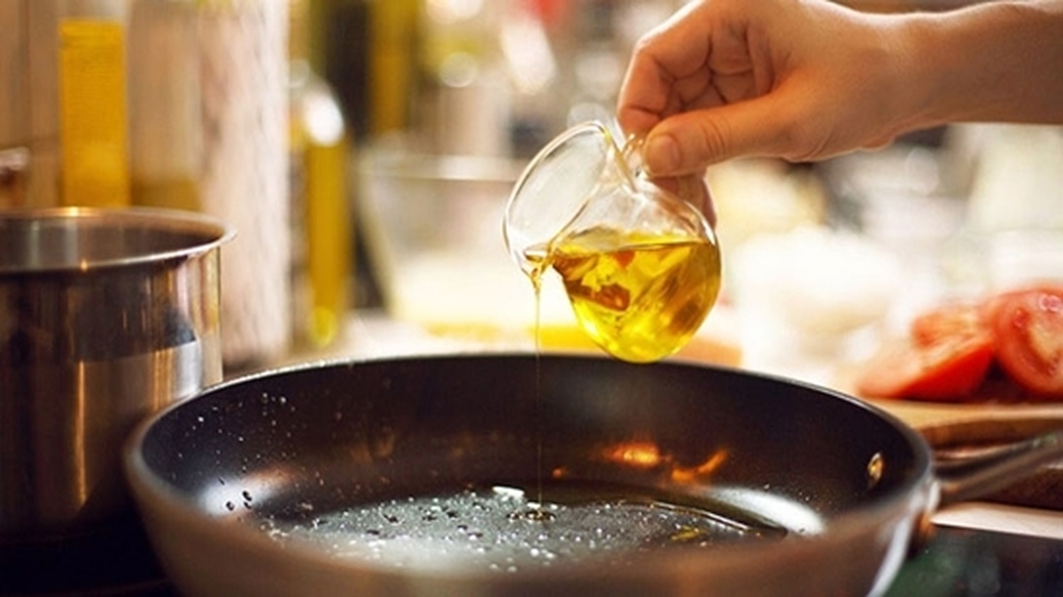 کدام روغن مناسب پخت و پز است؟