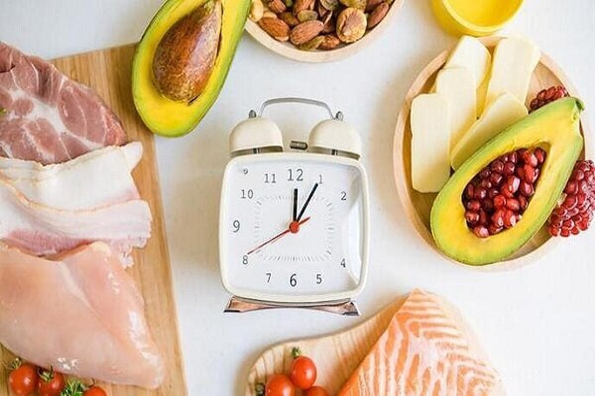 فستینگ (Fasting) چیست؟ خطر چه بیماری‌هایی را کاهش میدهد؟