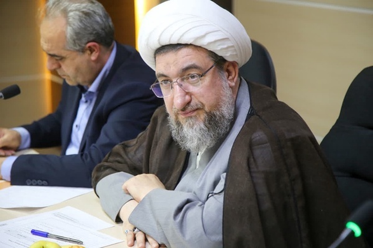 سرمایه‌گذاری در حوزه نوجوانان و تقویت آموزش و پرورش در اولویت باشد