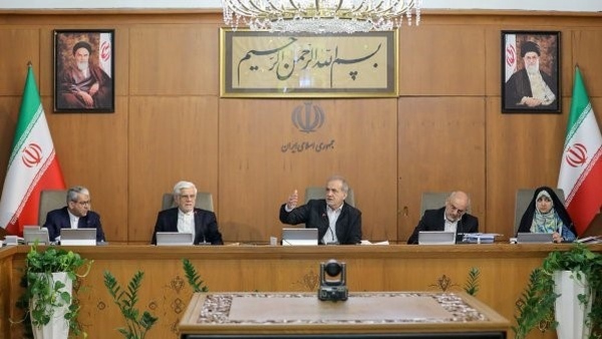 تشکیل کمیته سه نفره برای افزایش اختیارات استانداران مرزی
