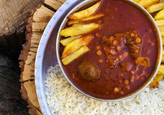 علت تلخ شدن خورشت قیمه و چند ترفند و راهکار برای رفع این مشکل