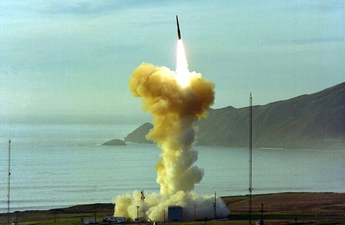 آمریکا موشک قاره پیمای Minuteman ۳ را آزمایش کرد