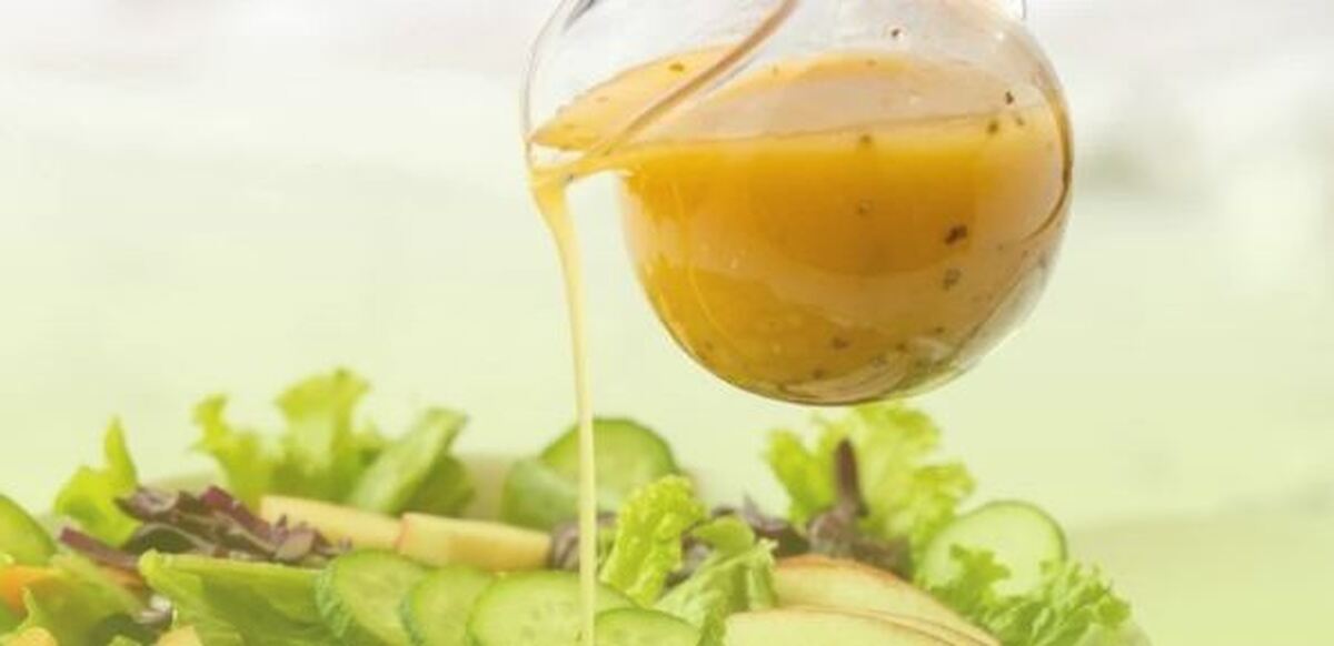 آموزش تهیه انواع سس سالاد با ترکیب روغن زیتون مخصوص افراد رژیمی و چاق + عکس
