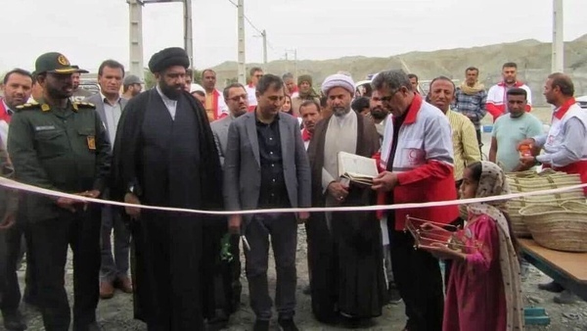 روستا‌های شهرستان بشاگرد هرمزگان توسط خیر زنجانی از نعمت آب سالم برخوردار شد