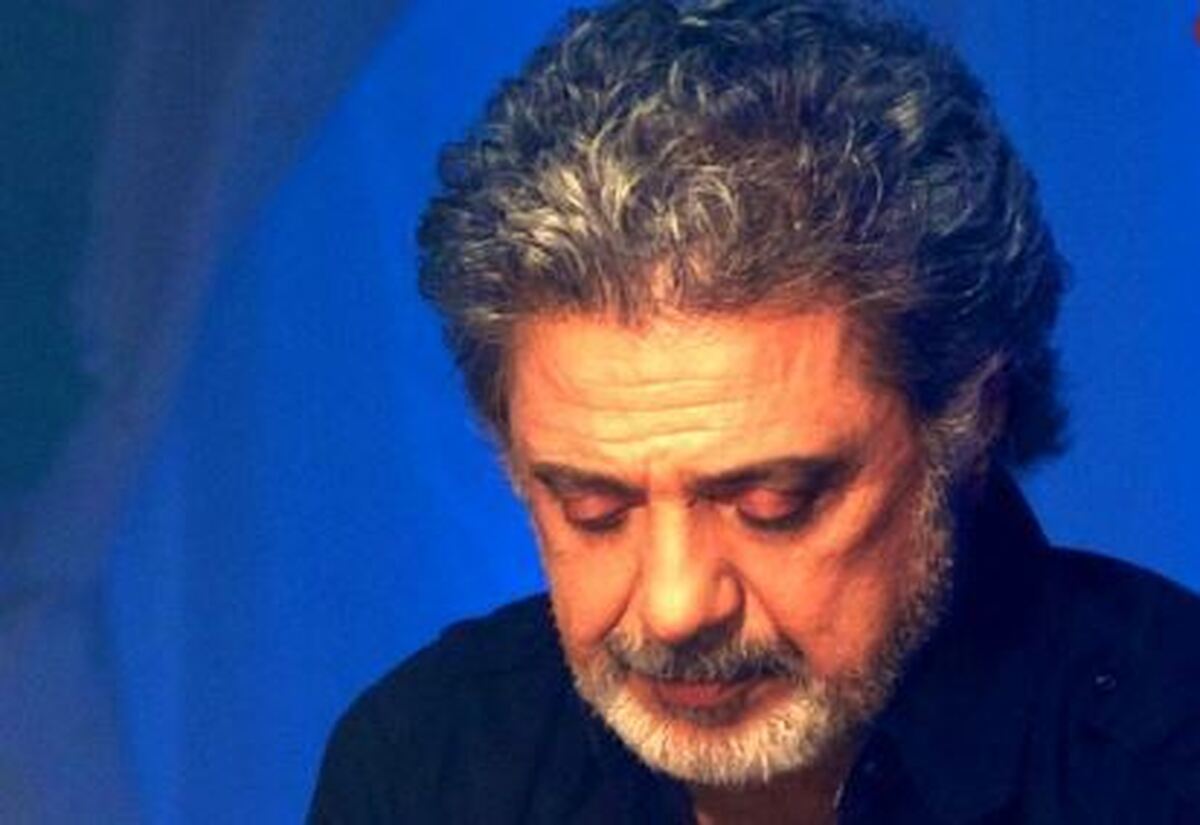 عکس کمتر دیده شده از شکل و شمایل داریوش اقبالی در دهه ۵۰ +عکس