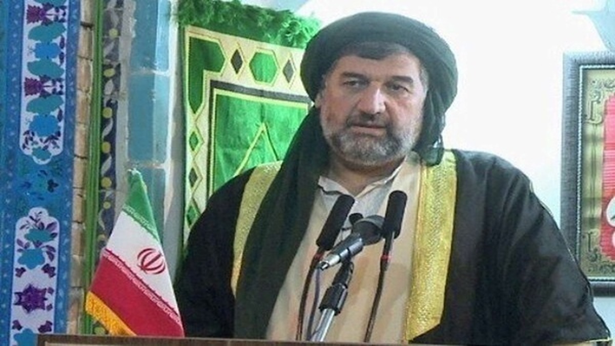 امام جمعه موقت سنندج: مردم‌داری سرلوحه کار مسئولان باشد