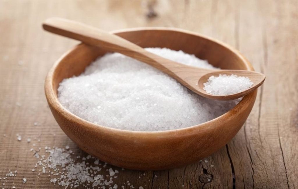 نمک؛ یک آچار فرانسه به تمام عیار برای برق انداختن خانه
