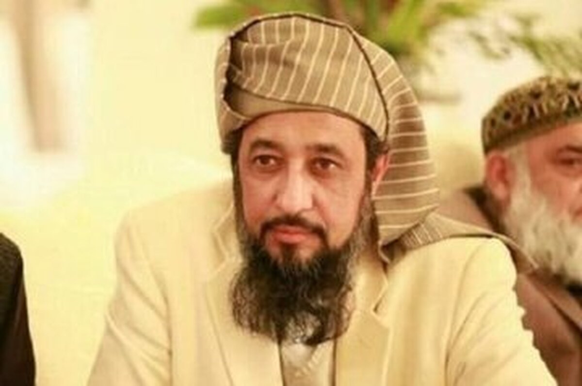 کشته شدن «مولانا حامد الحق» ریاست حزب سیاسی و مرکز دینی جامعه حقانیه در یک انفجار انتحاری