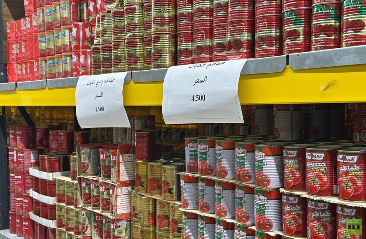 لیبیایی‌ها با شکایت از افزایش قیمت‌ها و تأخیر حقوق‌ها به استقبال رمضان می‌روند