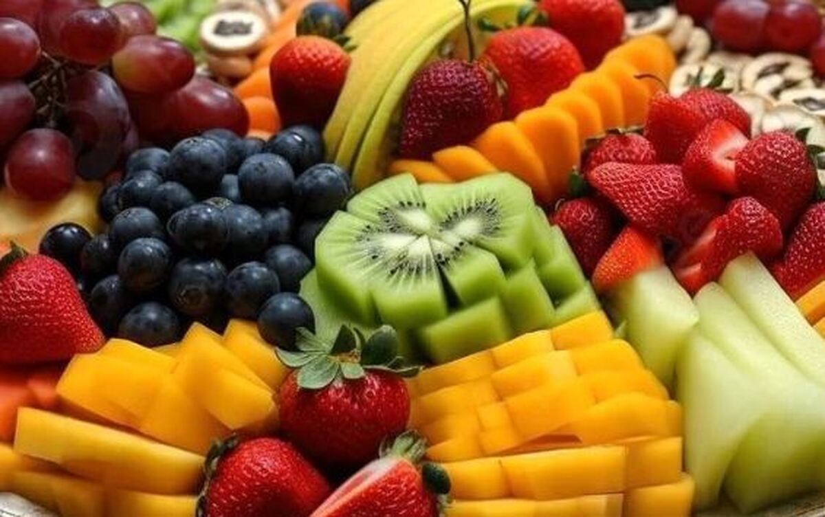 با این میوه‌های رنگارنگ مشکلات سیستم گوارشی را به حداقل برسانید