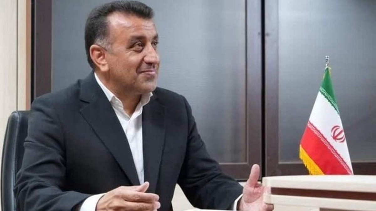 همتی یا بانک مرکزی؛ مقصر اوضاع از دیدگاه عضو کمیسیون انرژی