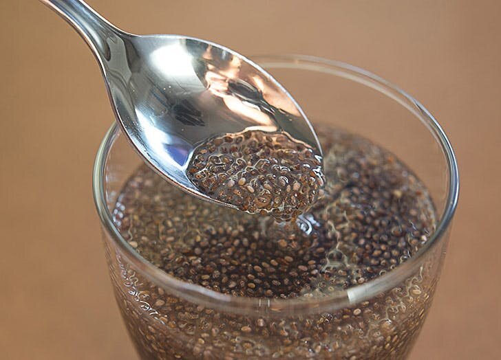 دانه چیا برای چه بیماری‌هایی خوب است و چگونه مصرف می‌شود؟