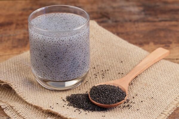 دانه چیا برای چه بیماری‌هایی خوب است و چگونه مصرف می‌شود؟