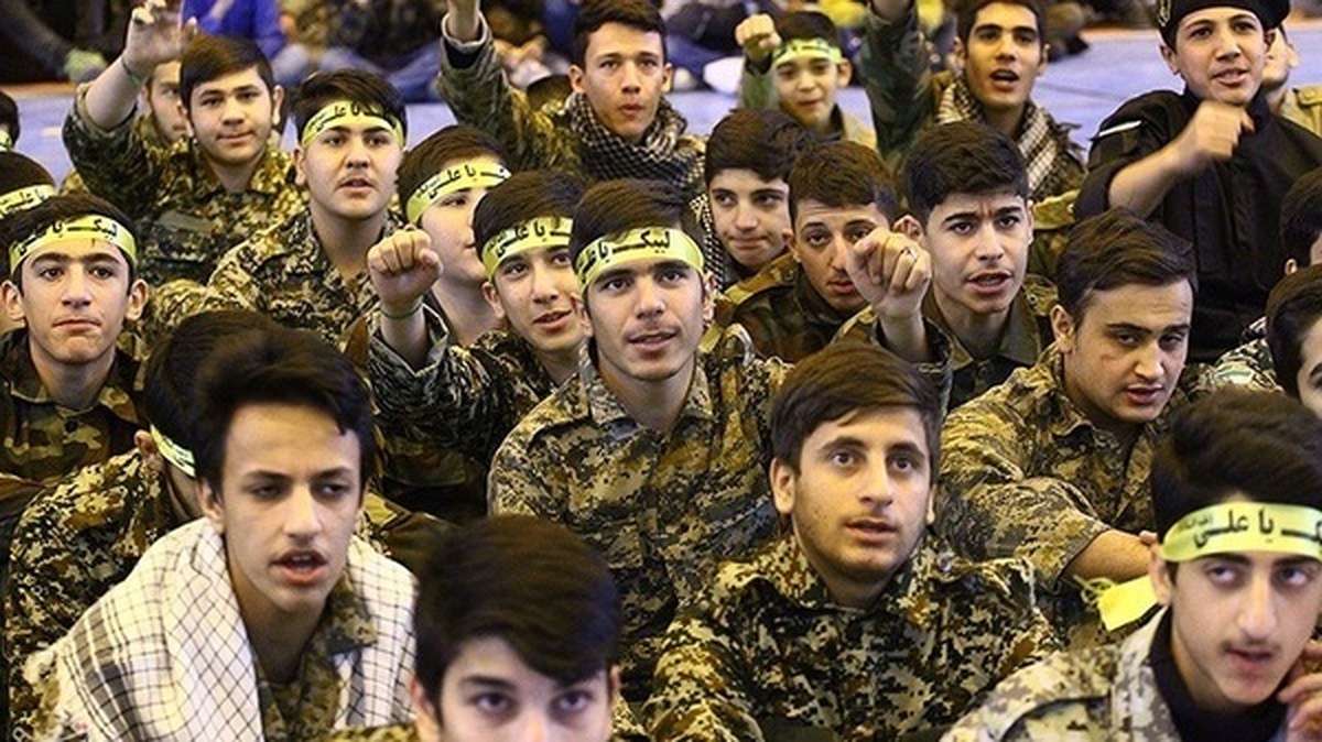 استفاده از ظرفیت نخبگان بسیجی باعث کاهش آسیب‌های اجتماعی می‌شود