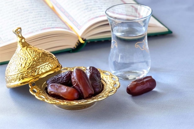 لیست ممنوعیات تغذیه‌ای برای سحری و افطار