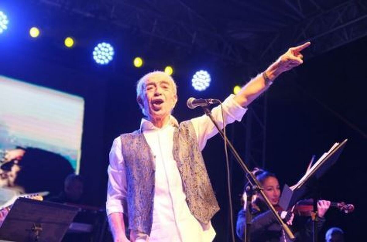 بیماری، ادیپ اکبایرام را شکست داد!